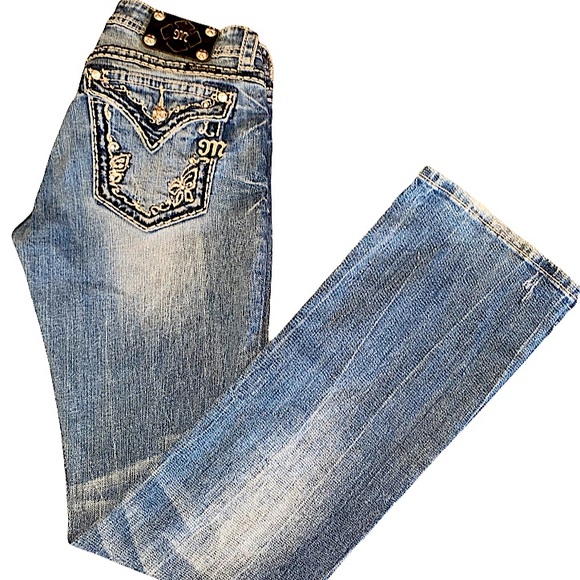 Miss Me Signature woman's Boot Cut blue Jeans - Picture 1 of 9